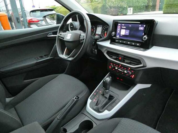 SEAT Arona 1.0 TSi 110pk Automaat Business Luxe '22 59000km (24512)