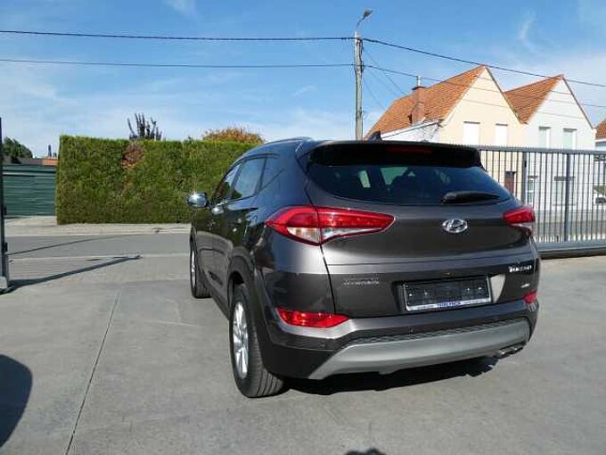 Hyundai Tucson 1.6 i benzine 177pk 4x4 Automaat Business Camera (35280)