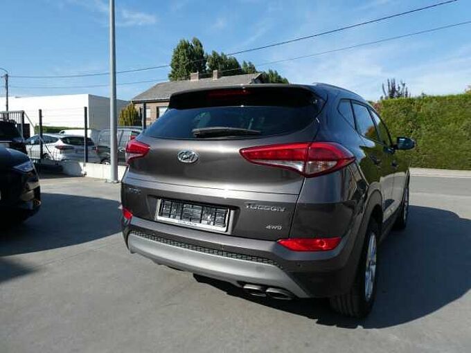 Hyundai Tucson 1.6 i benzine 177pk 4x4 Automaat Business Camera (35280)
