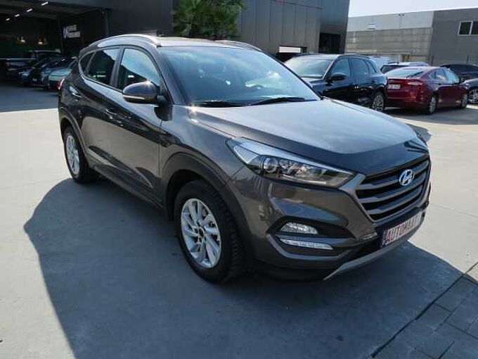 Hyundai Tucson 1.6 i benzine 177pk 4x4 Automaat Business Camera (35280)