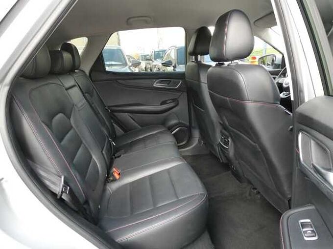 MG HS 1.5 i benzine 162pk Automaat Comfort ACC BLIS Leder Camera (38182)