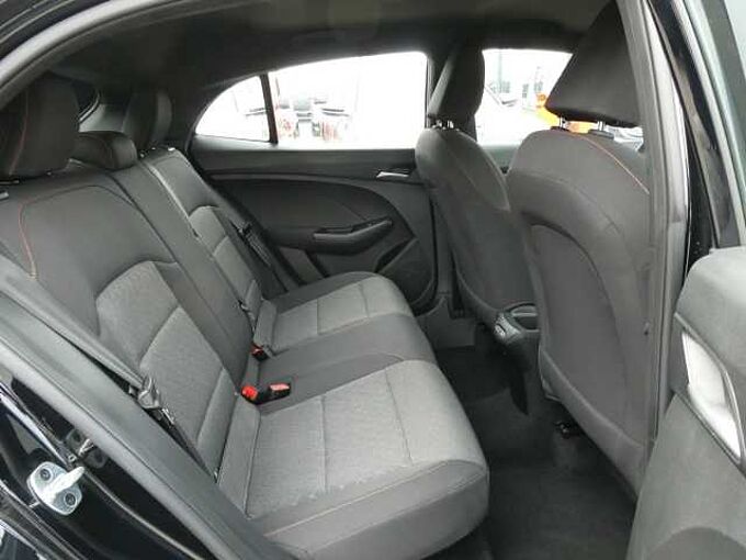 MG MG3 1.5 i 115pk Comfort Luxe Camera '25 18000km (86803)