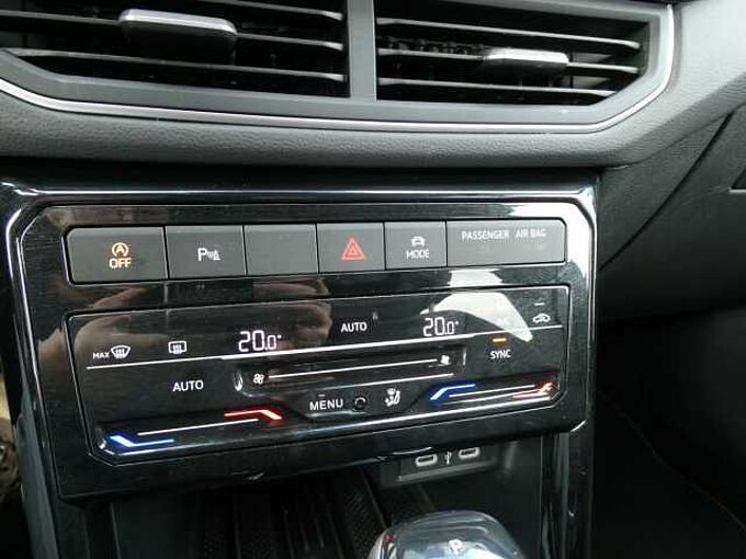 Volkswagen T-Cross 1.0 TSi 115pk Automaat R-Line Luxe Camera '25 10000km (78430)