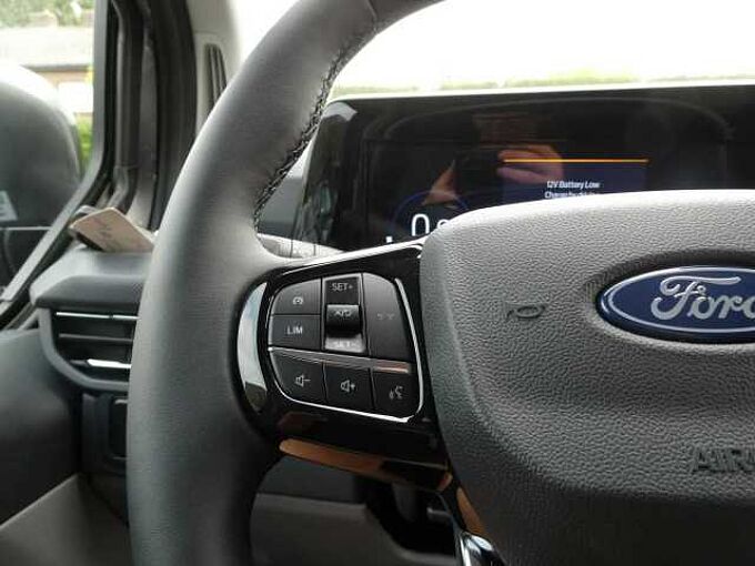 Ford Transit Custom L2 Multi-Use 6pl 2.0 TDCi 170pk Automaat Limited Luxe STOCK '26 (74329)