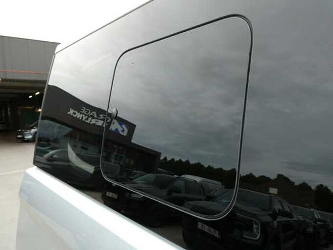 Ford Transit Custom L2 Minibus 9pl 2.5 PHEV 232pk Automaat Limited BLIS ACC 360° KLEP Trekhaak