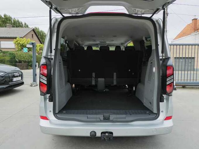Ford Transit Custom L2 Minibus 9pl 2.5 PHEV 232pk Automaat Limited BLIS ACC 360° KLEP Trekhaak