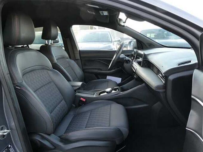 MG MG3 1.5 Hybrid+ 195pk Luxury Luxe 360 Cam BLIS ACC Leder '25 29000km (03852)