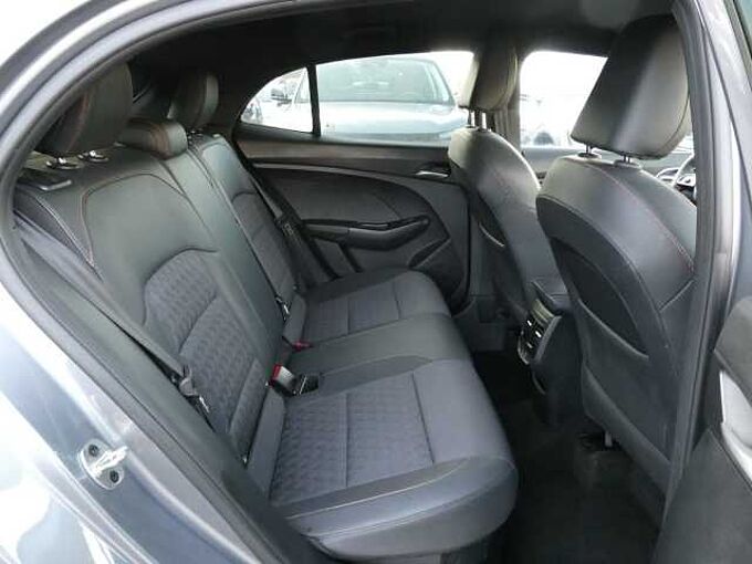 MG MG3 1.5 Hybrid+ 195pk Luxury Luxe 360 Cam BLIS ACC Leder '25 29000km (03852)