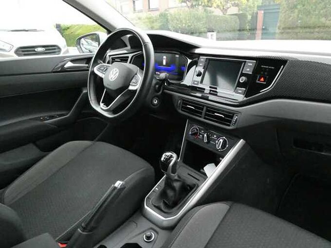 Volkswagen Polo 5d 1.0 TSi 80pk Business Luxe Camera '23 48000km (24707)