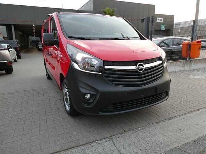 Opel Vivaro Lichte Vracht 6pl Dubbele Cabine 1.6D 95pk Trekhaak garantie (46082)