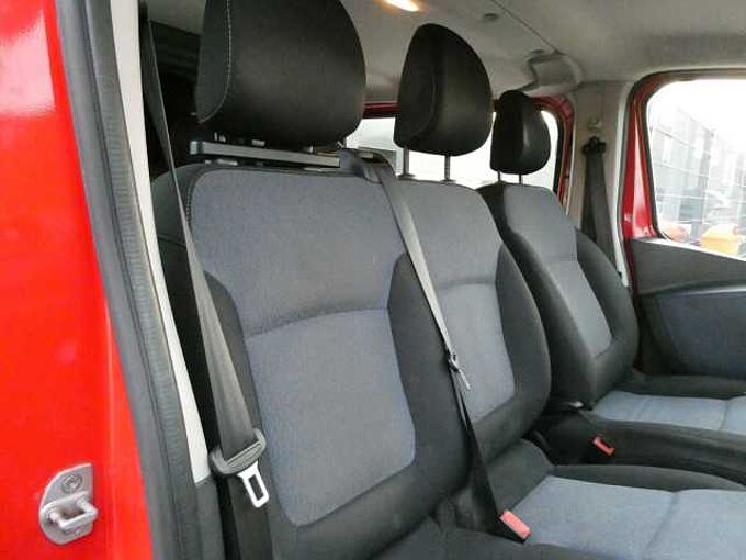Opel Vivaro Lichte Vracht 6pl Dubbele Cabine 1.6D 95pk Trekhaak garantie (46082)