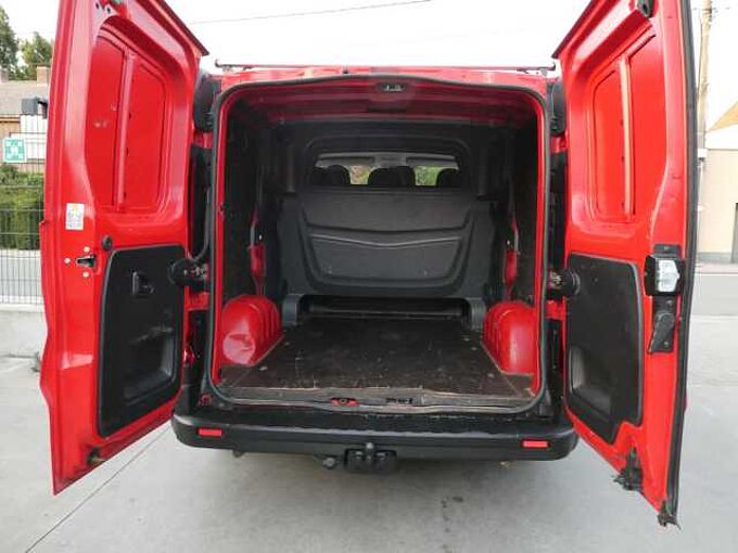 Opel Vivaro Lichte Vracht 6pl Dubbele Cabine 1.6D 95pk Trekhaak garantie (46082)