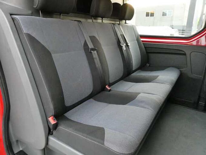 Opel Vivaro Lichte Vracht 6pl Dubbele Cabine 1.6D 95pk Trekhaak garantie (46082)