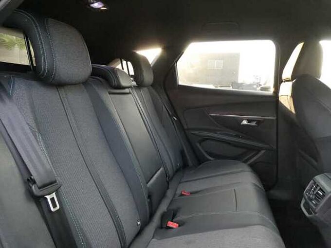 Peugeot 3008 1.6 i PHEV automaat 180pk Allure Camera '24 11000km (41345)