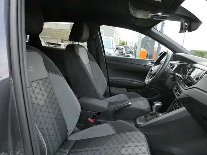 Volkswagen Taigo 1.0 TSi 115pk Automaat R-Line Luxe Camera '25 18000km (48036)