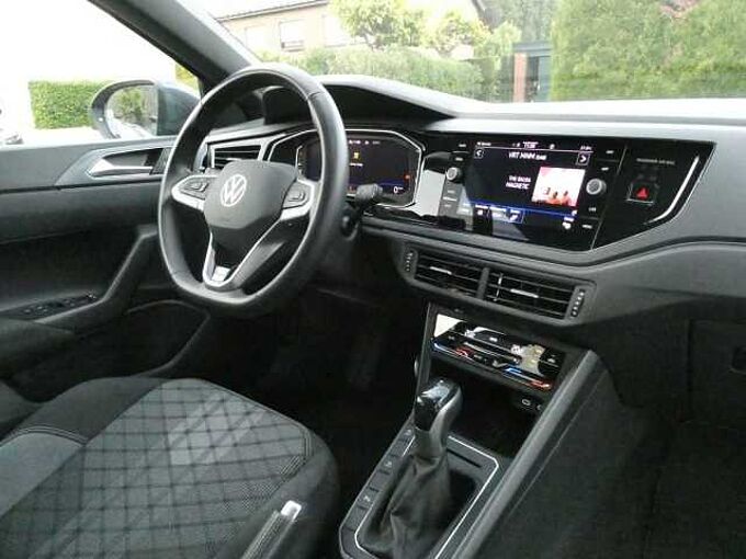 Volkswagen Taigo 1.0 TSi 115pk Automaat R-Line Luxe Camera '25 18000km (48036)