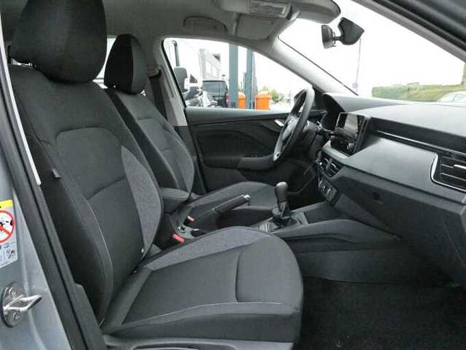 SKODA Kamiq 1.0 TSi 95pk Business Luxe '26 STOCK (98190)