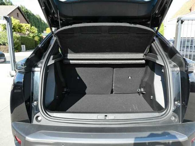Peugeot 2008 1.2 i benzine 100pk Style Luxe '25 10000km (57386)