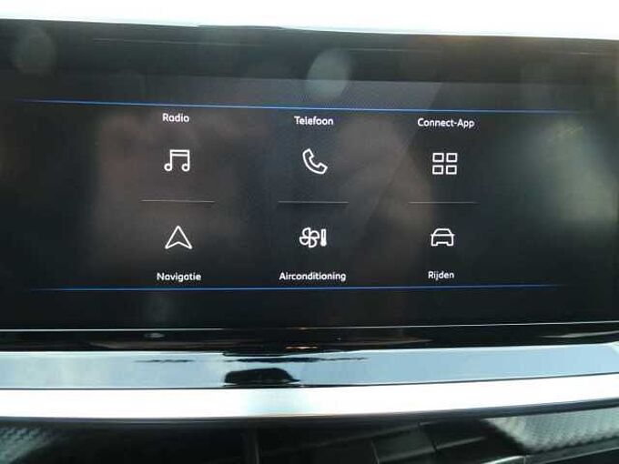 Peugeot 2008 1.2 i benzine 100pk Style Luxe '25 10000km (57386)