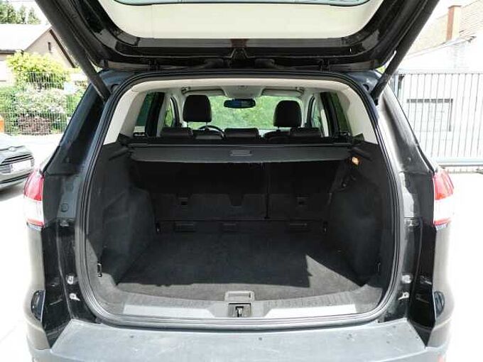 Ford Kuga 1.5 i benzine 150pk Titanium Leder Trekhaak (13834)