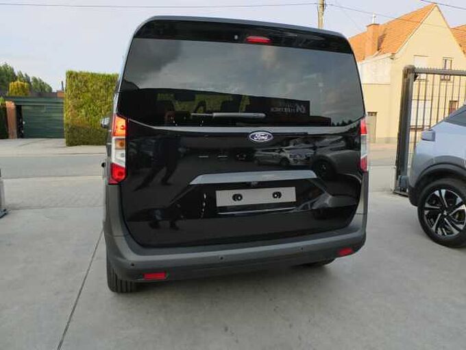 Ford Tourneo Courier 1.0 i benzine 125pk Automaat Titanium Camera Stock (74173)