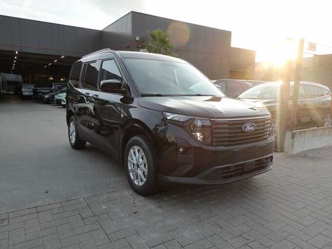 Ford Tourneo Courier 1.0 i benzine 125pk Automaat Titanium Camera Stock (74173)