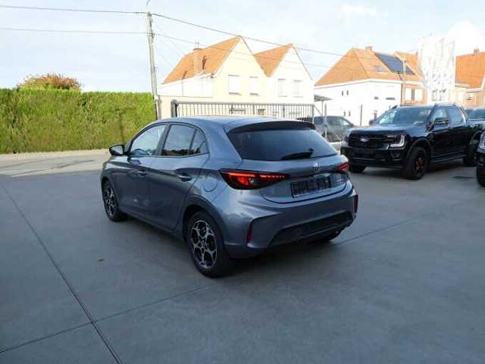 MG MG3 1.5 Hybrid+ 195pk Luxury Luxe 360 Cam BLIS ACC Leder '25 29000km (03852)