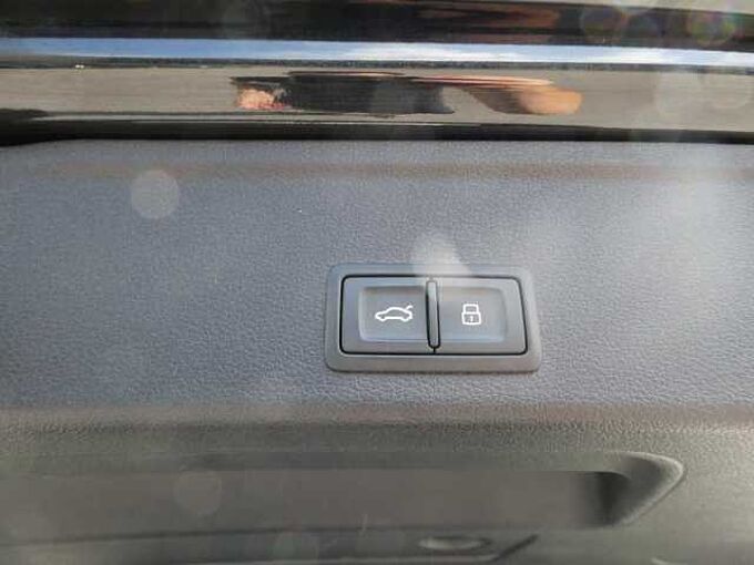 Audi A4 Avant Avant 2.0 TFSi MHEV 150pk Automaat Business Luxe '22 41000km (13274)