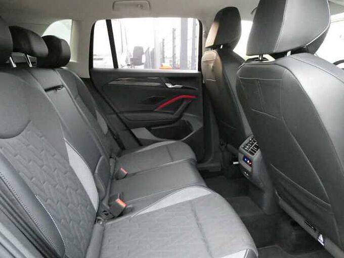 Volkswagen Tiguan 1.5 eTSI MHEV 130pk Automaat Trekhaak ACC BLIS Leder 360 Cam (21753)