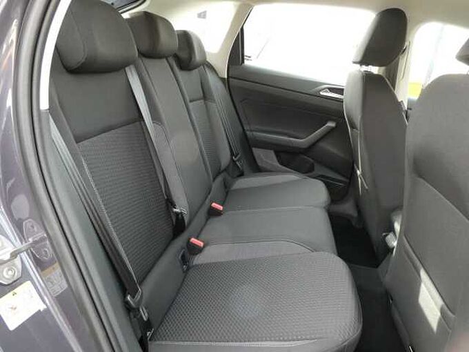 Volkswagen Taigo 1.0 TSi 115pk Automaat Business Luxe Stock (23826)