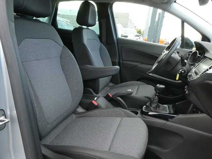 Opel Crossland 1.2 i benzine 110pk Business Luxe '24 35000km (01048)