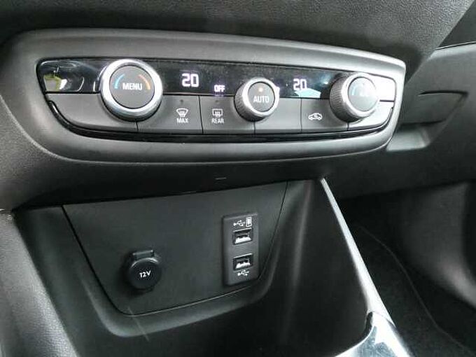 Opel Crossland 1.2 i benzine 110pk Business Luxe '24 35000km (01048)