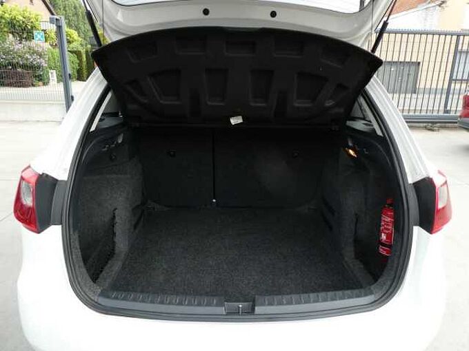 SEAT Ibiza Break 1.2 TDi 75pk Business '11 garantie (12515)