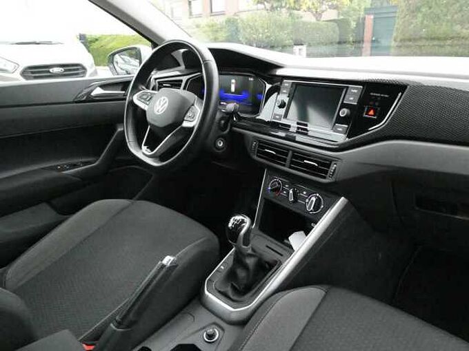Volkswagen Polo 5d 1.0 TSi 80pk Business Luxe Camera '23 48000km (24707)
