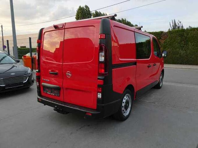 Opel Vivaro Lichte Vracht 6pl Dubbele Cabine 1.6D 95pk Trekhaak garantie (46082)