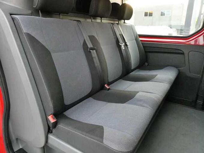 Opel Vivaro Lichte Vracht 6pl Dubbele Cabine 1.6D 95pk Trekhaak garantie (46082)
