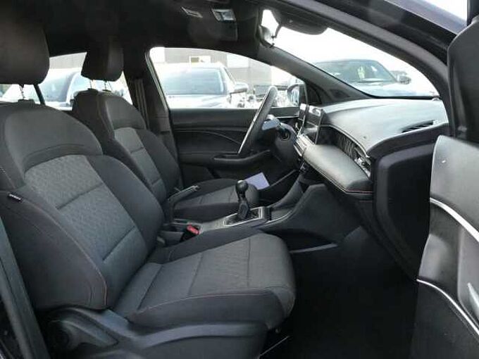 MG MG3 1.5 i 115pk Comfort Luxe Camera '25 17000km (11571)