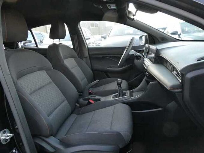 MG MG3 1.5 i 115pk Comfort Luxe Camera '25 16000km (96437)