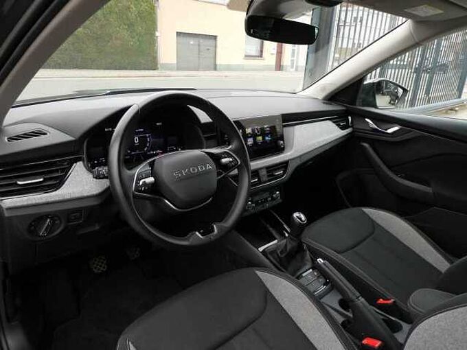 SKODA Kamiq 1.0 TSi 115pk Business Luxe Camera '25 28000km (07249)