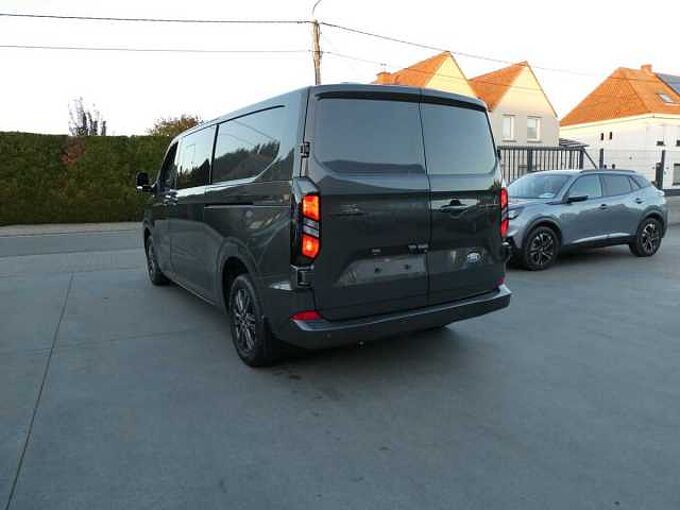 Ford Transit Custom L2 Multi-Use 5pl 2.0 TDCi 136pk Limited BLIS ACC 360° Trekhaak