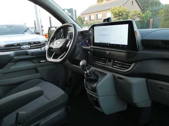 Ford Transit Custom L2 Multi-Use 5pl 2.0 TDCi 136pk Limited BLIS ACC 360° Trekhaak