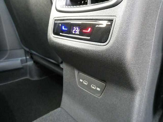CUPRA Terramar 1.5 eTSI MHEV 150pk Automaat Business ACC Leder Camera Stock (79415)