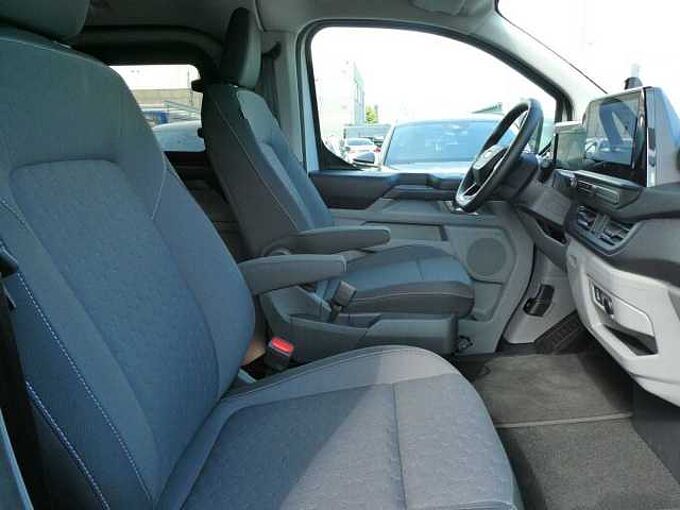Ford Transit Custom L2 Multi-Use 5pl 2.0 TDCi 136pk Automaat Limited KLEP BLIS ACC 360° Trekhaak