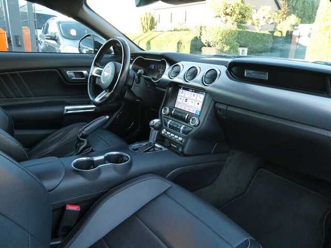 Ford Mustang Coupe 2.3 i Ecoboost 290pk Automaat Black Edition '18 96000km (33916)