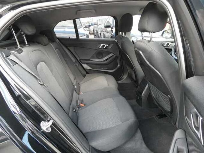 BMW 116i 1.5 i benzine 110pk Business Luxe '23 79000km (61532)