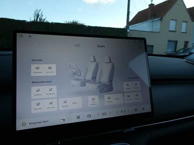 Geely Starray EM-i 1.5i PHEV 262pk Automaat Max+ Pano ACC BLIS Leder 360 Cam (70066)
