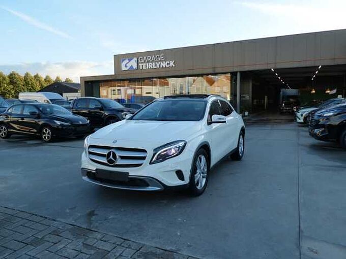 Mercedes-Benz GLA 200D 4MATIC 2.2D 136pk Automaat Business Luxe Pano BLIS Camera (46095)