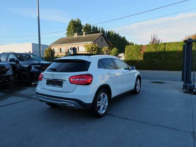 Mercedes-Benz GLA 200D 4MATIC 2.2D 136pk Automaat Business Luxe Pano BLIS Camera (46095)