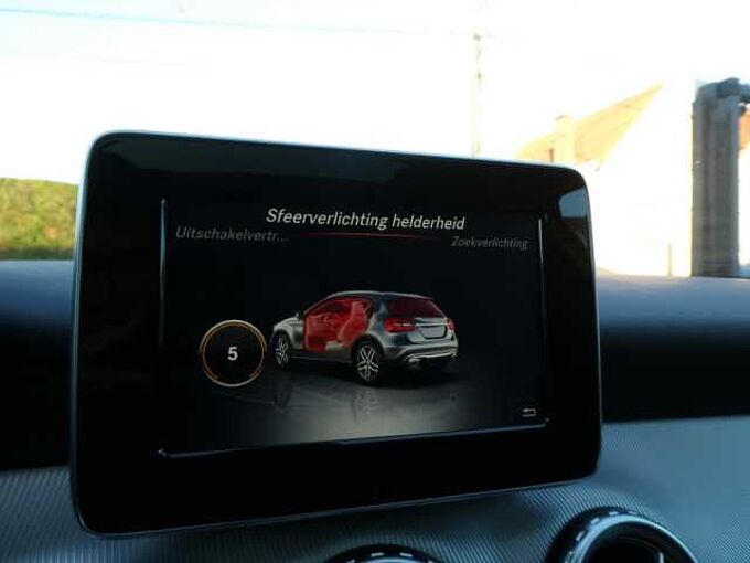 Mercedes-Benz GLA 200D 4MATIC 2.2D 136pk Automaat Business Luxe Pano BLIS Camera (46095)
