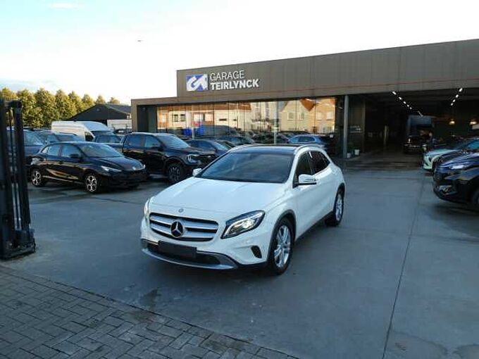 Mercedes-Benz GLA 200D 4MATIC 2.2D 136pk Automaat Business Luxe Pano BLIS Camera (46095)